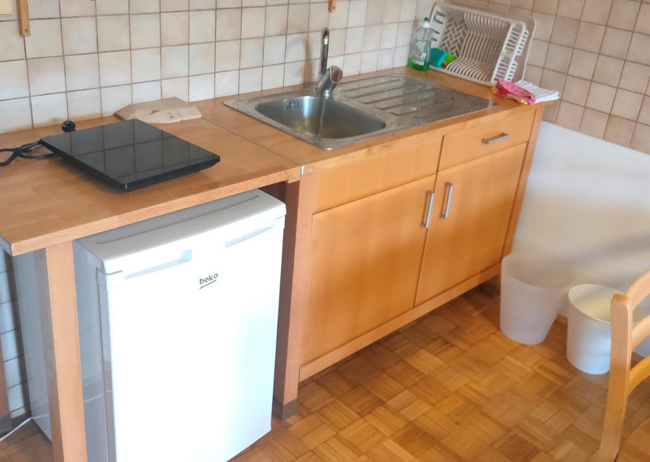 Rooms And Apartment Na Poljani Škofja Loka Eksteriør billede